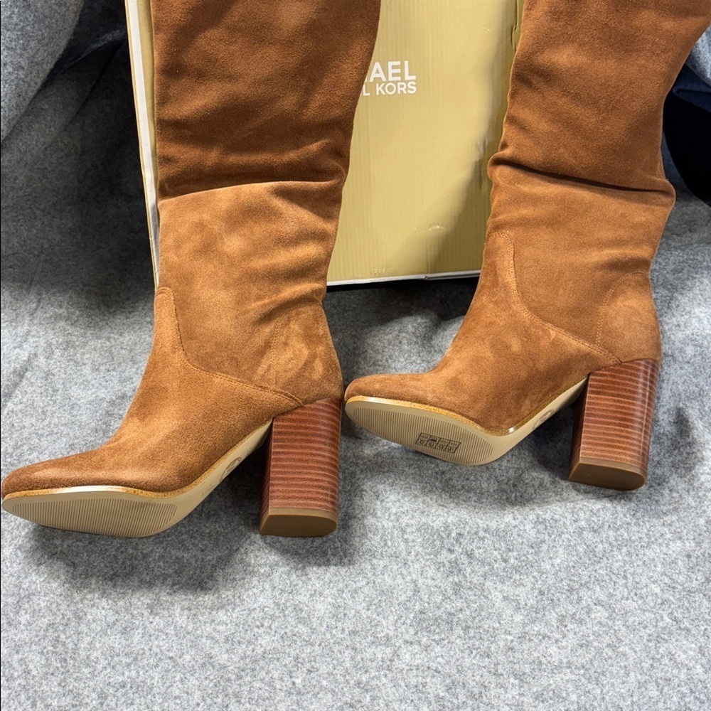 Michael Kors Leigh suede luggage colored Knee-High  heel Boots 5.5 - Picture 5 of 12